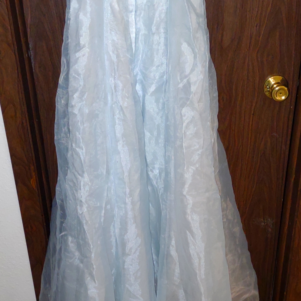 Powder Blue Formal/Prom Dress - Picture 7 of 13